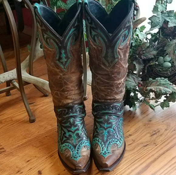 star cowgirl boots